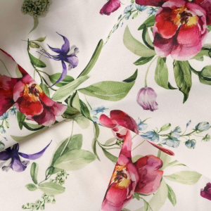 TOVAGLIA ANTIMACCHIA COPRITAVOLO 140X230 NO STIRO